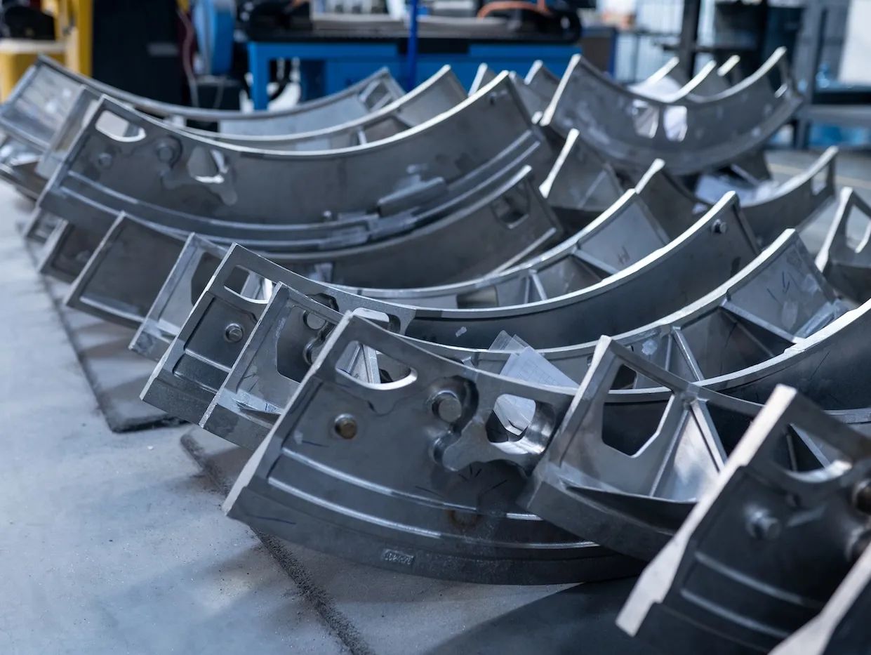 structural castings for airfoils